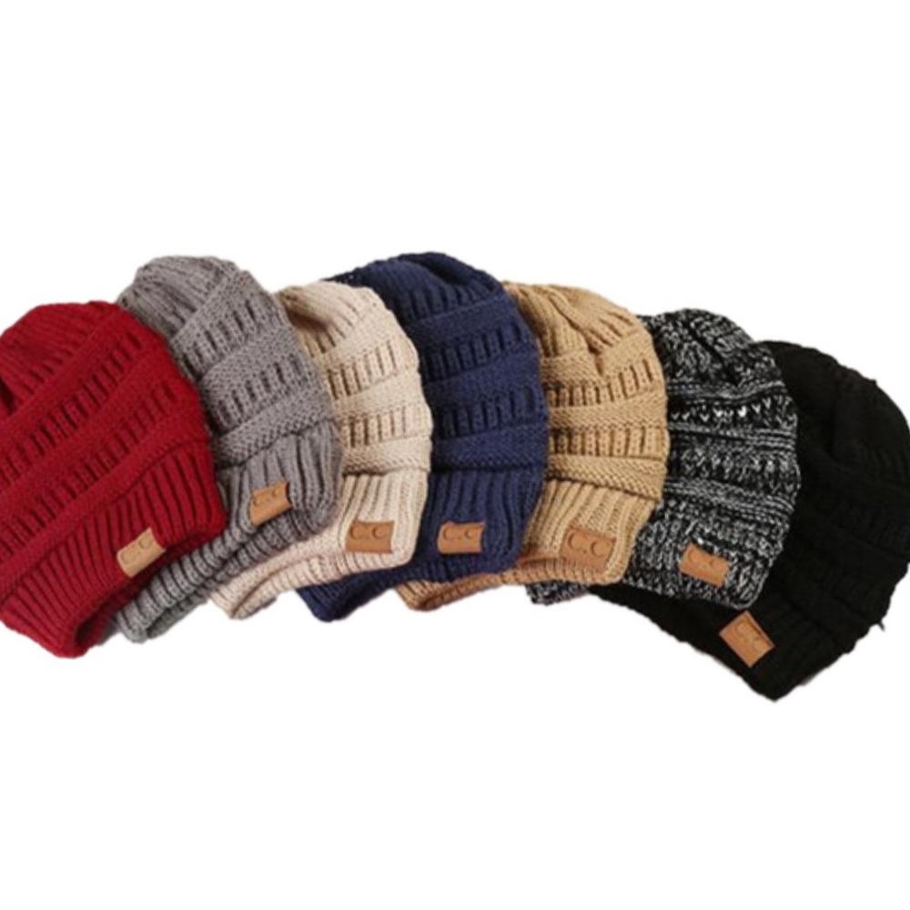 5⭐️ Rated CC Messy Bun Beanie - Picture 4 of 8